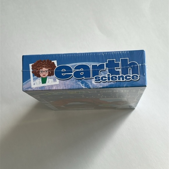 🇨🇦BNIB Sealed Professor Noggin Earth Science Fun Card Game #15 Age 7+ 2+ Players - Picture 3 of 4